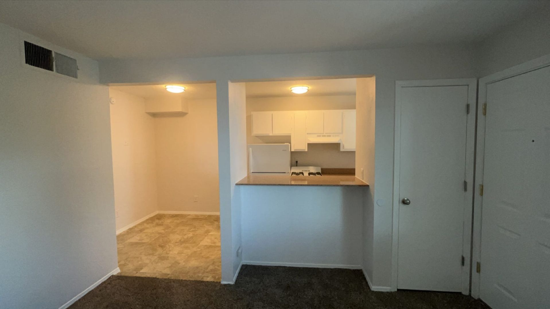 Albuquerque Apartment: 1001 Louisiana Blvd SE