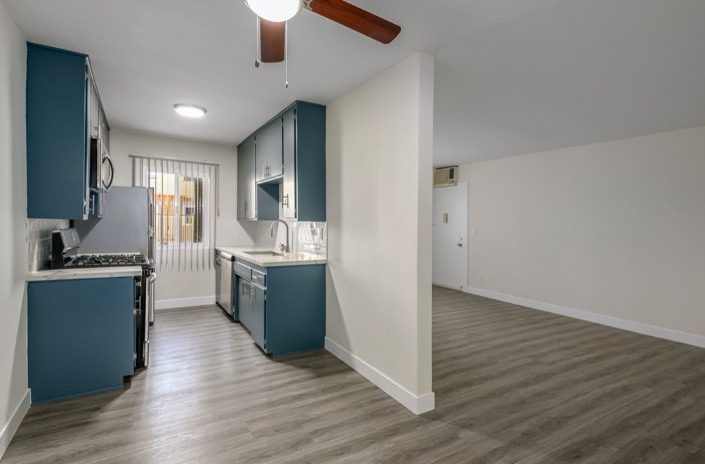 North Hollywood Condo: 13205 Barbara Ann St