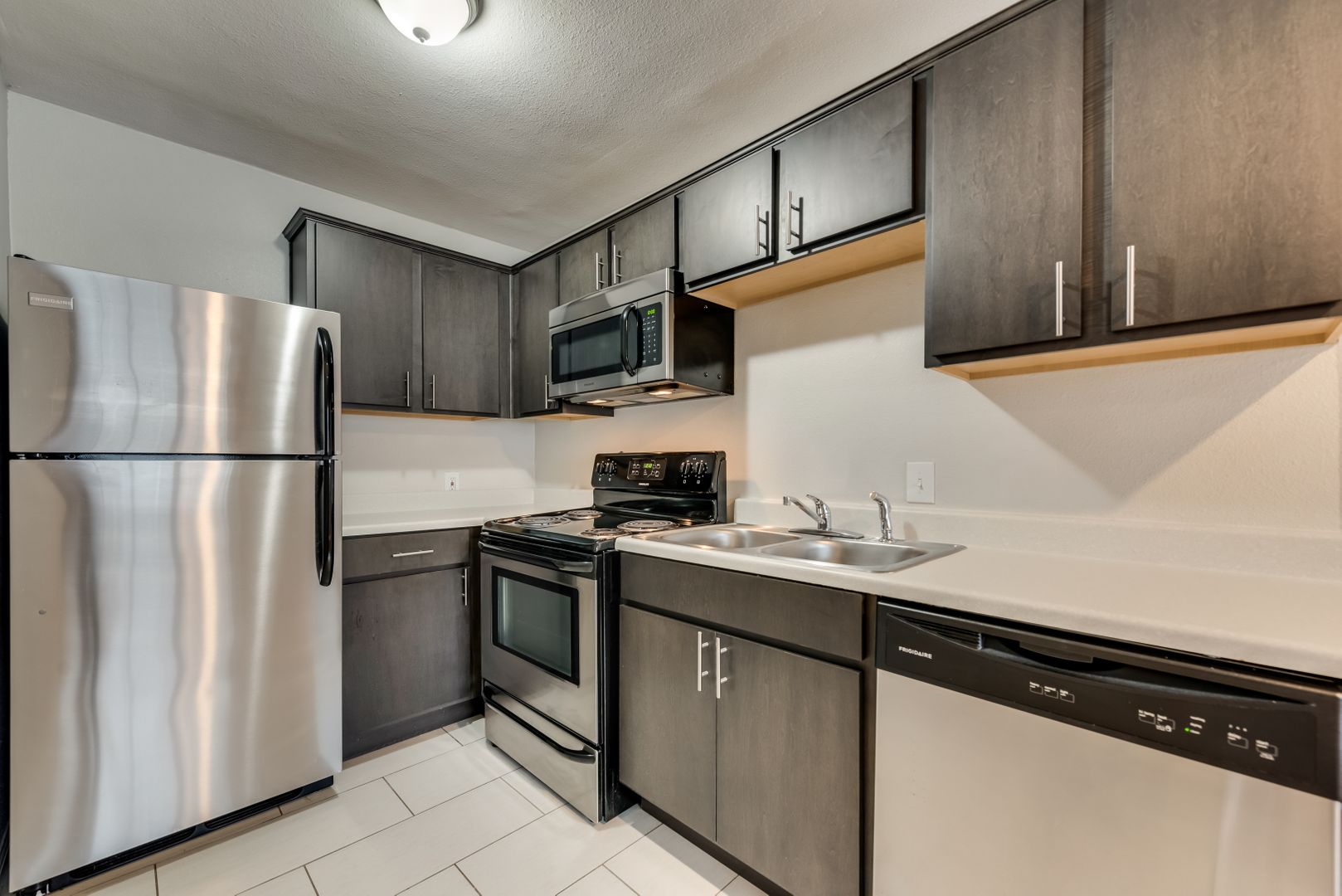 Dallas Apartment: 4718 Reiger Ave