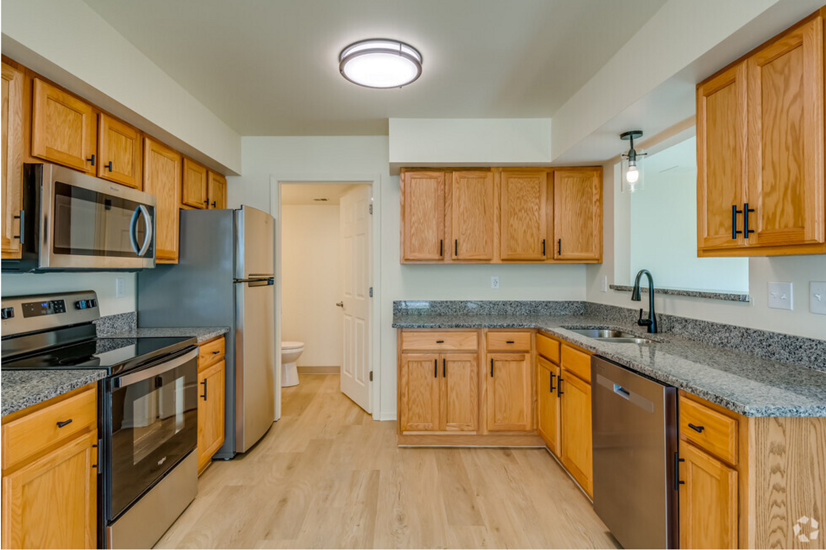 New Berlin Condo: 14810 W Hidden Creek Court