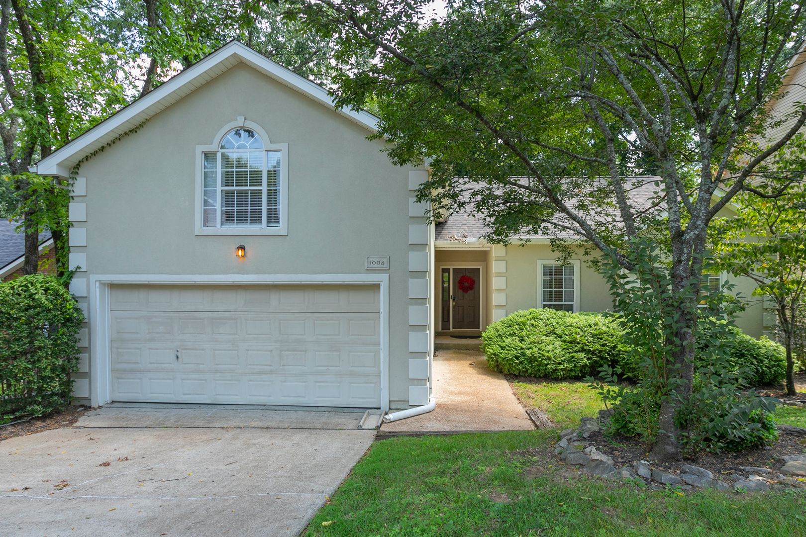 Nashville House: 1004 Elmshade Ln