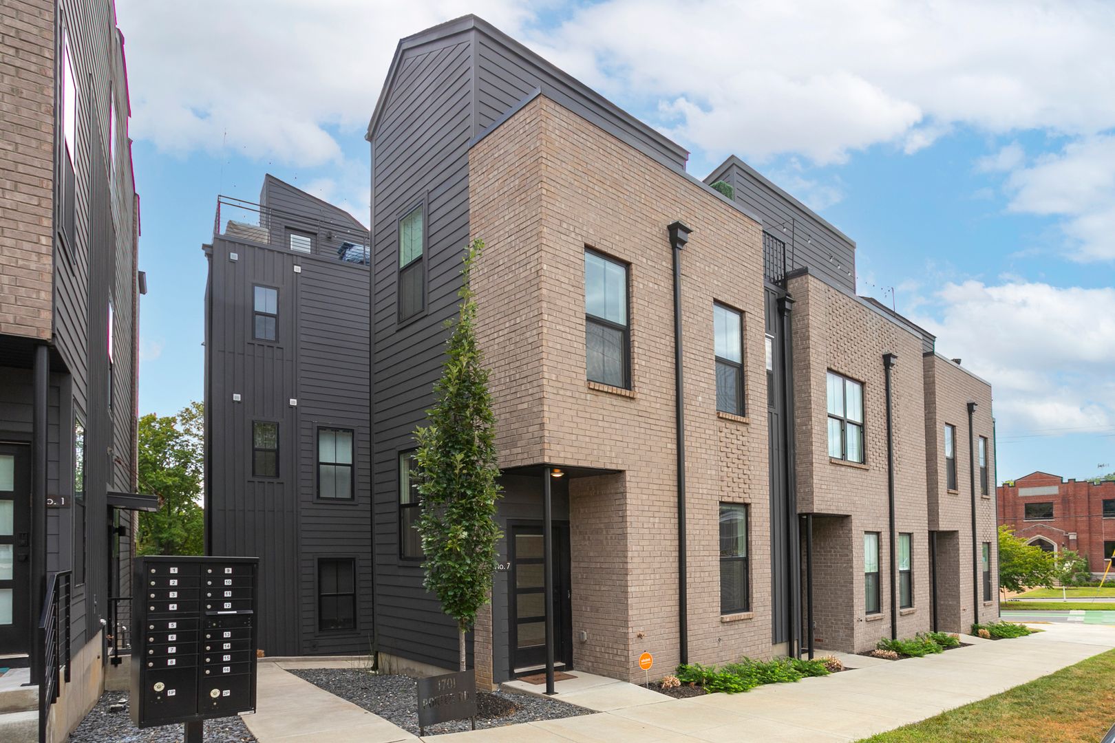 Nashville Condo: 1701 Porter Rd