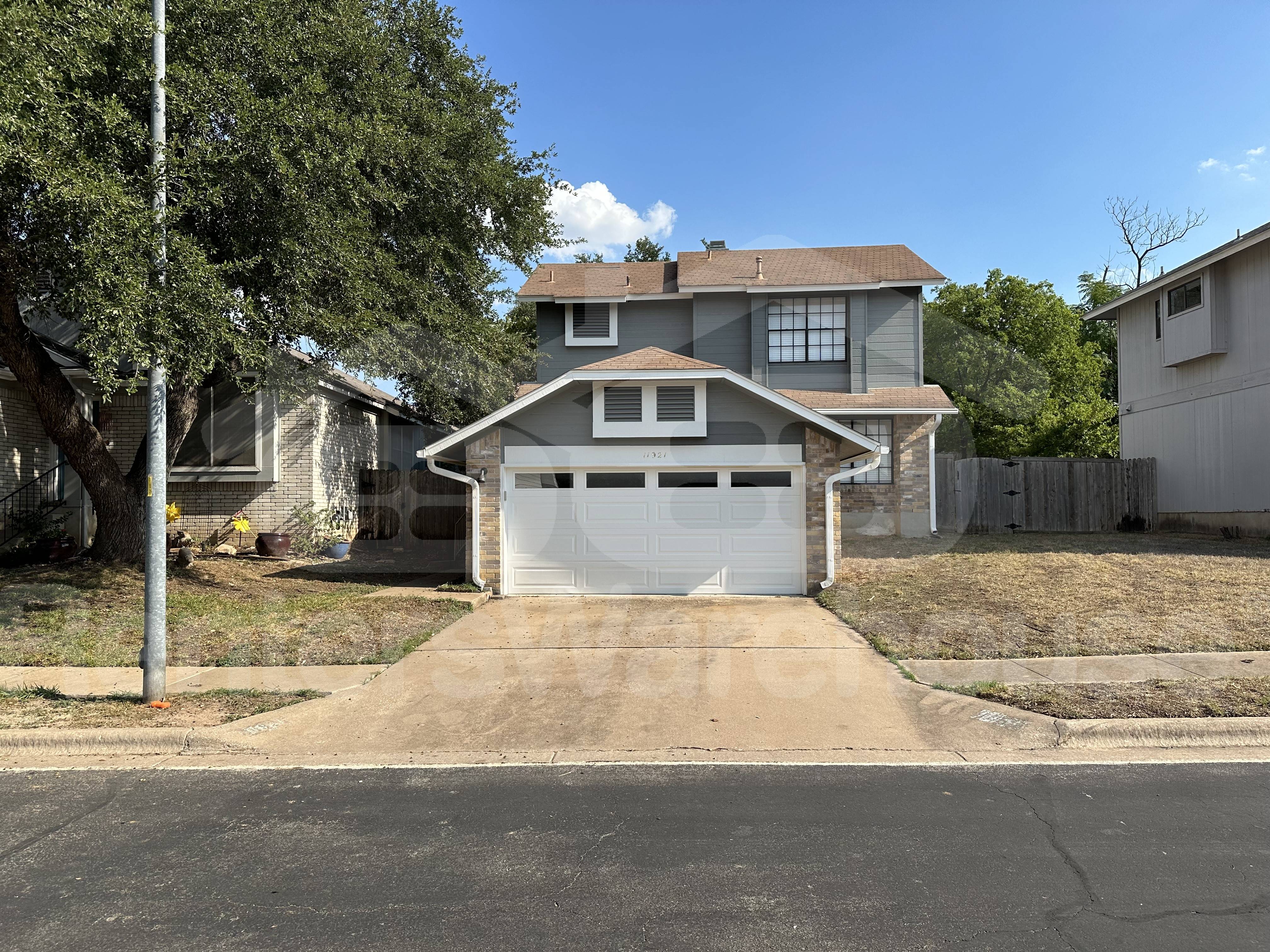 Austin House: 11921 Sky West Dr