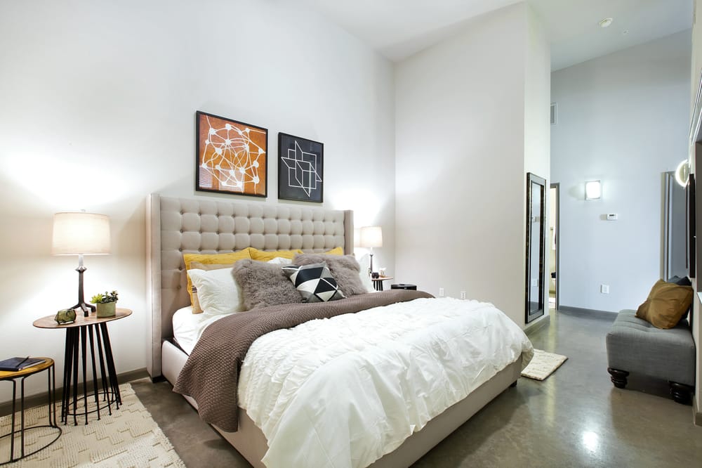 Austin Condo: 301 West Avenue