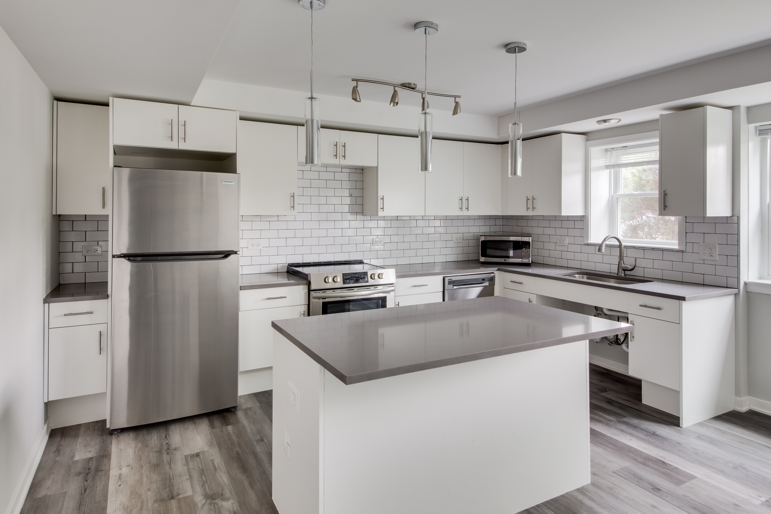 Arlington Heights Condo: 531 N Ridge