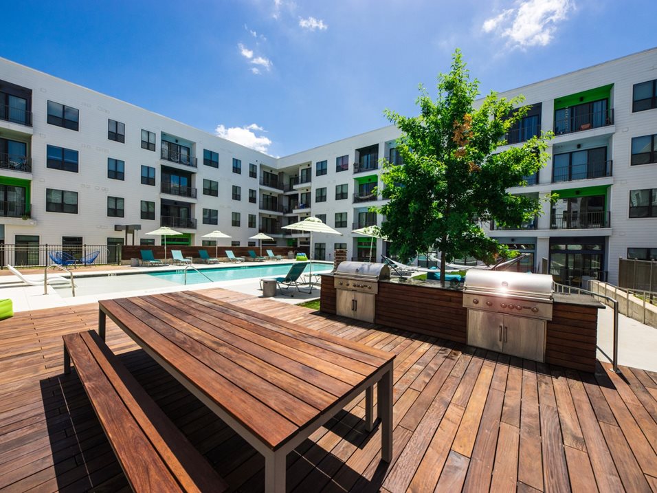 Austin Condo: 1001 East 5th St