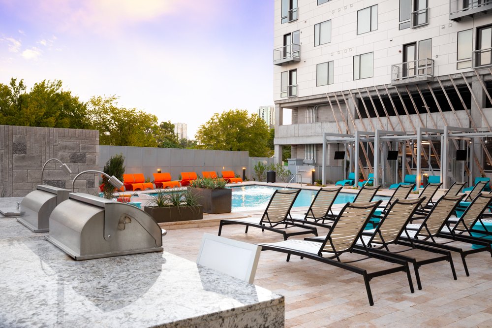 Austin Condo: 1212 E 5th St