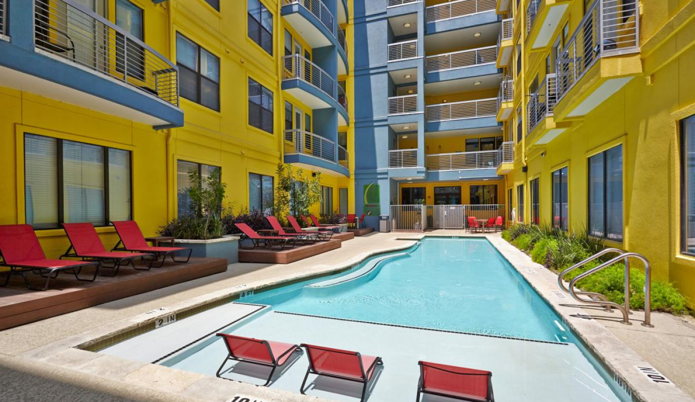 Austin Condo: 128 East Riverside Drive