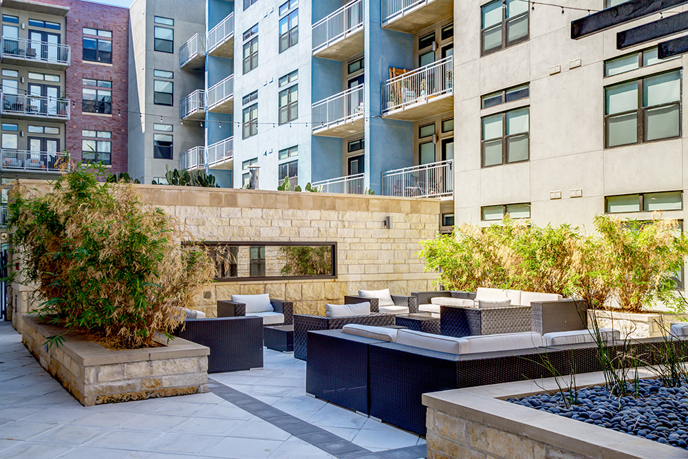 Austin Condo: 1718 Toomey Rd