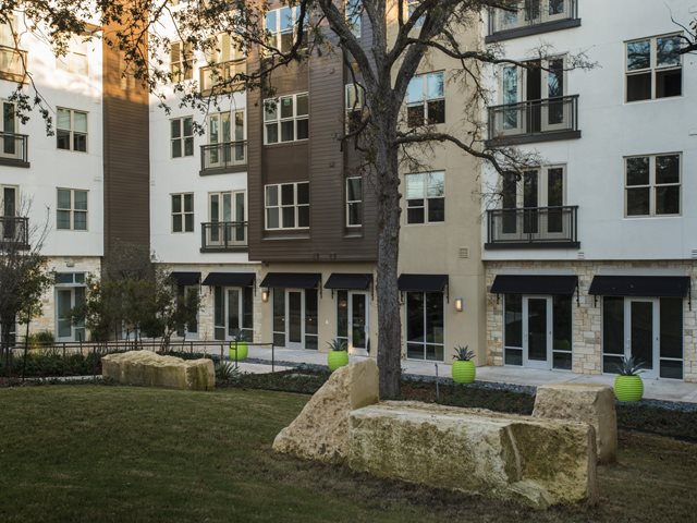 Austin Condo: 810 South Lamar Blvd