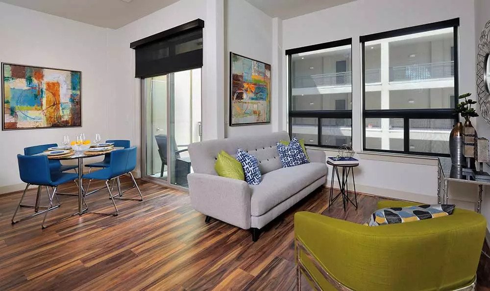 Austin Condo: 423 West Riverside Drive