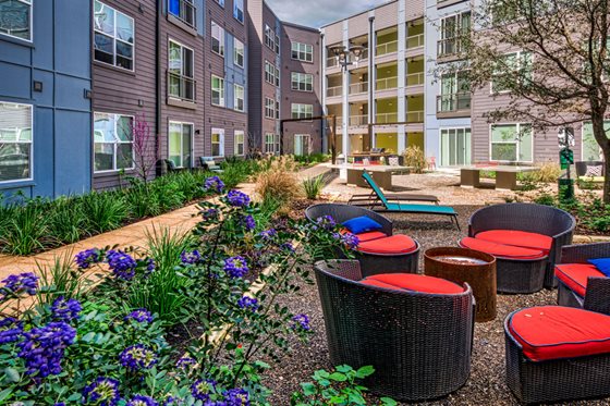 Austin Condo: 2718 South Lamar Blvd