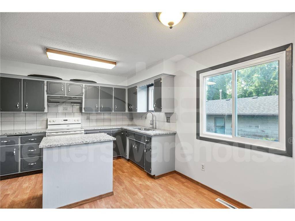 Cambridge House: 1360 Adams Street S