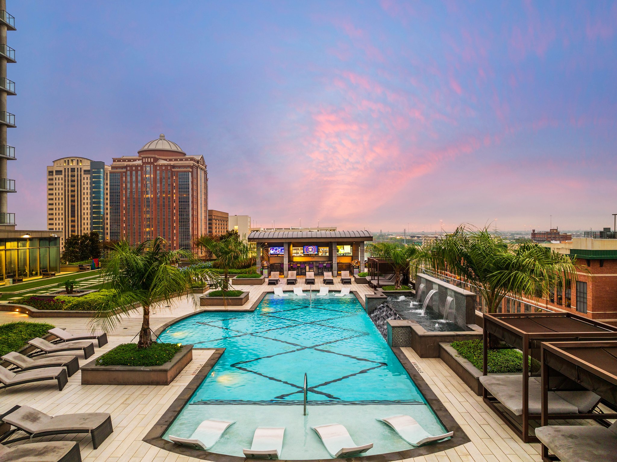 Houston Condo: 1476 Texas Ave