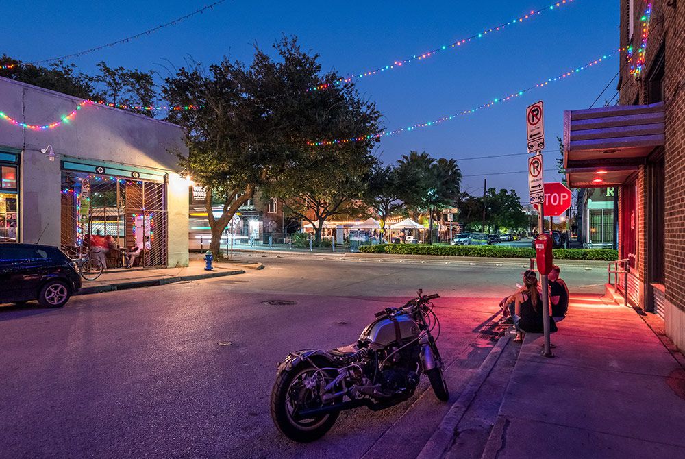 Houston Condo: 3551 Main Street