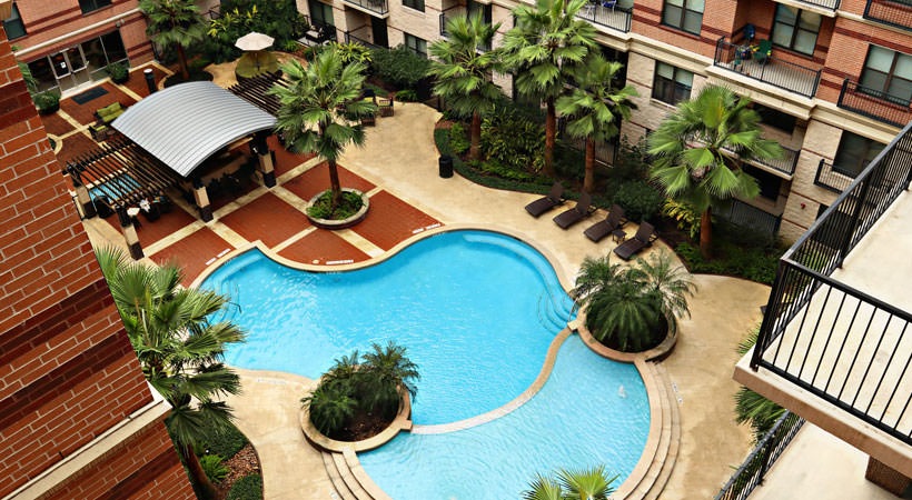 Houston Condo: 4201 Scotland St