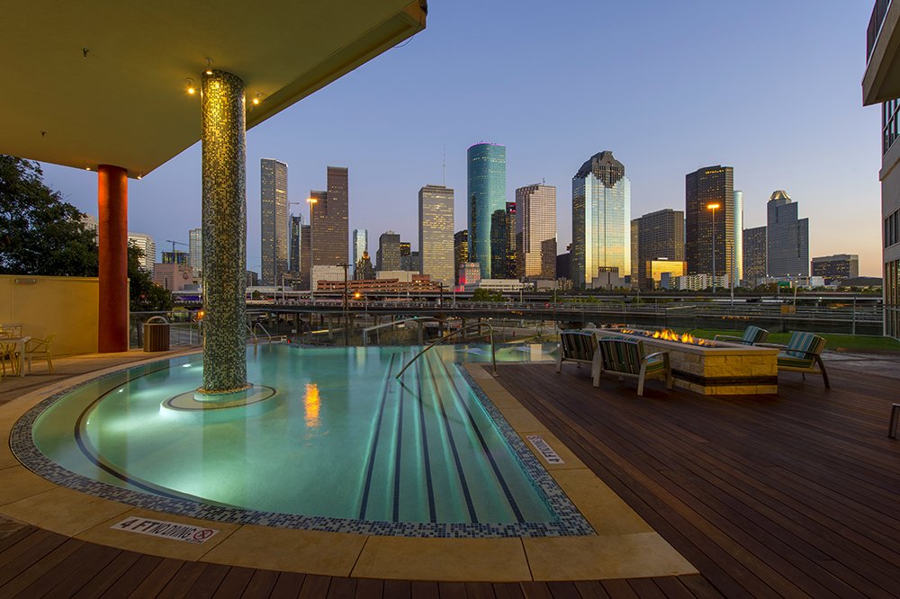 Houston Condo: 1521 N. Memorial Way