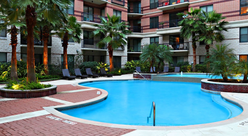 Houston Condo: 4201 Scotland St