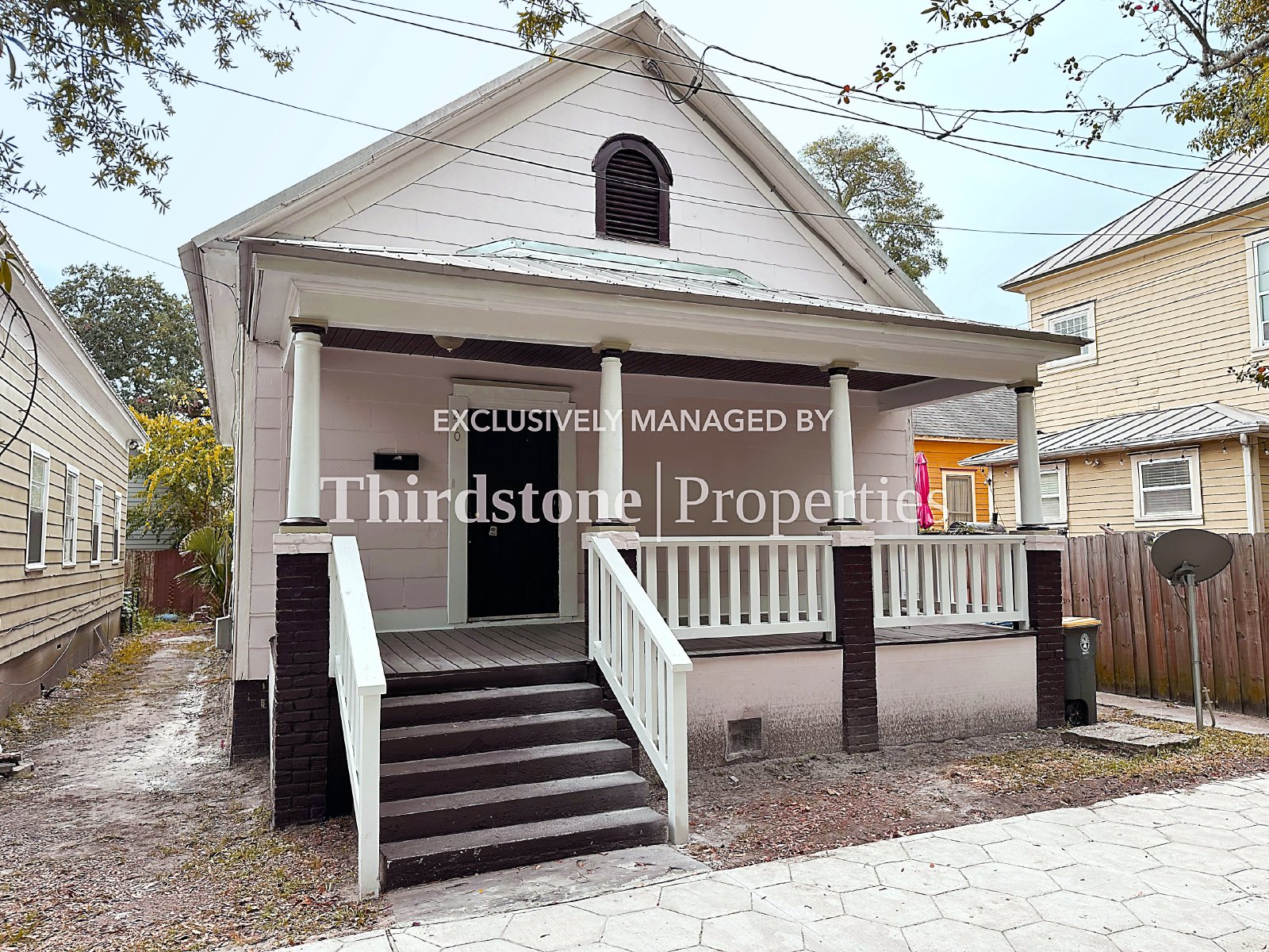 Jacksonville House: 210 East 9th Street