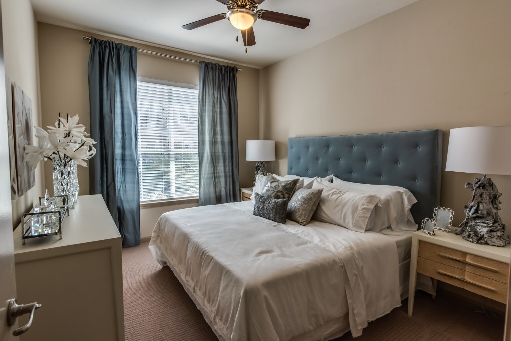 Houston Condo: 4311 Dunlavy St