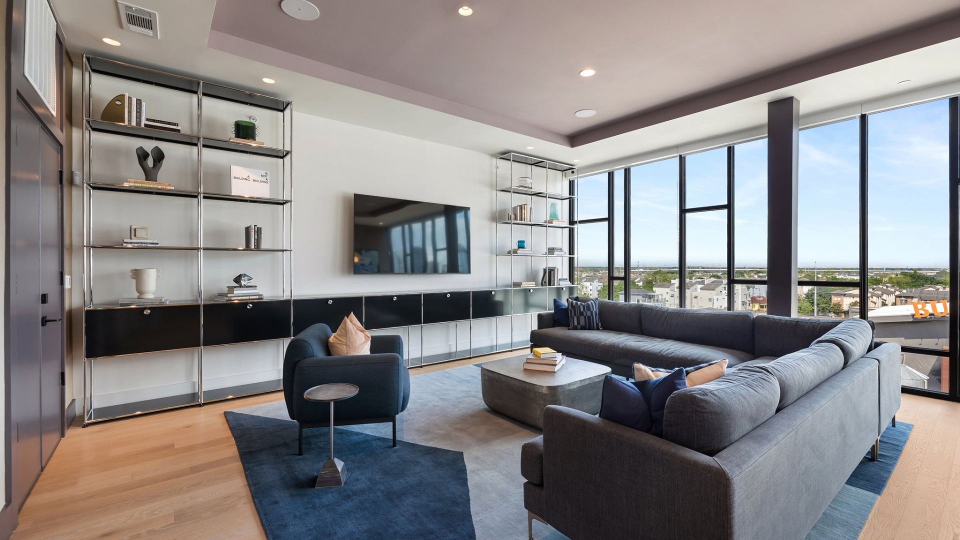 Houston Condo: 2306 Summer St