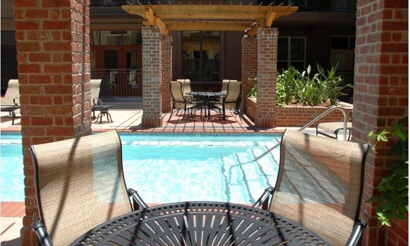 Houston Condo: 2728 Revere St