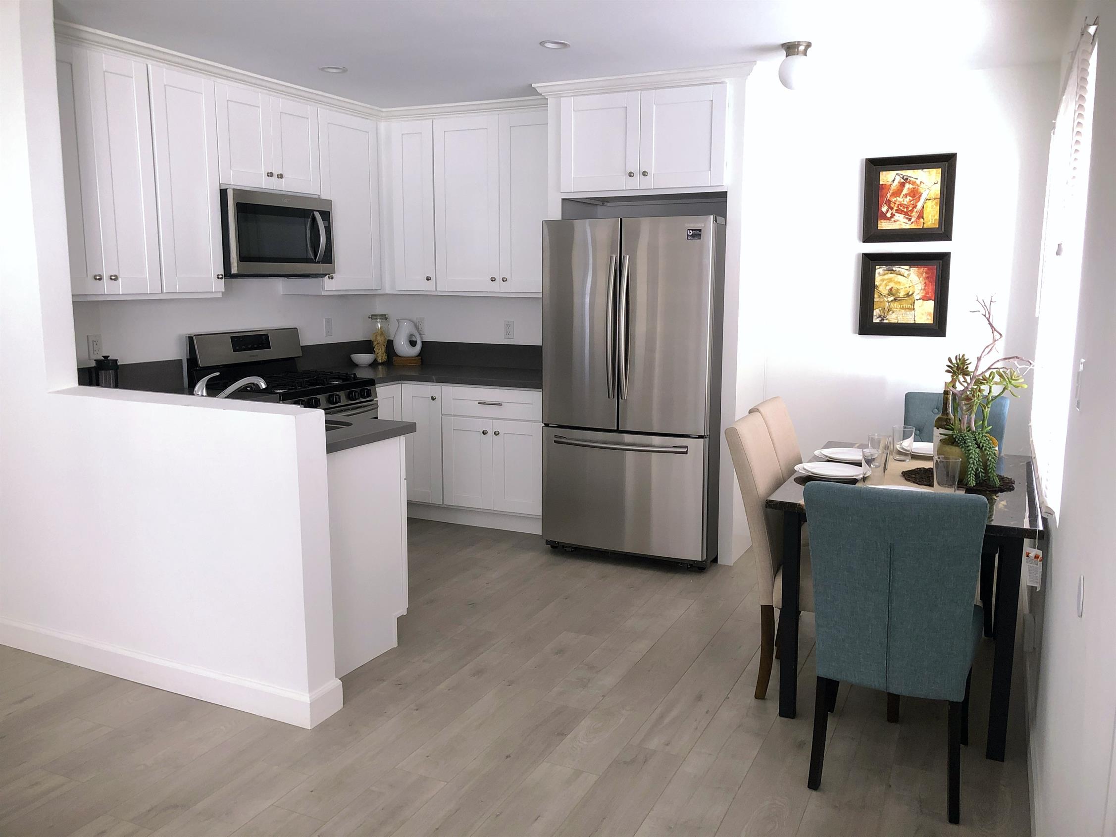 Long Beach Apartment: 49 W Del Amo Blvd