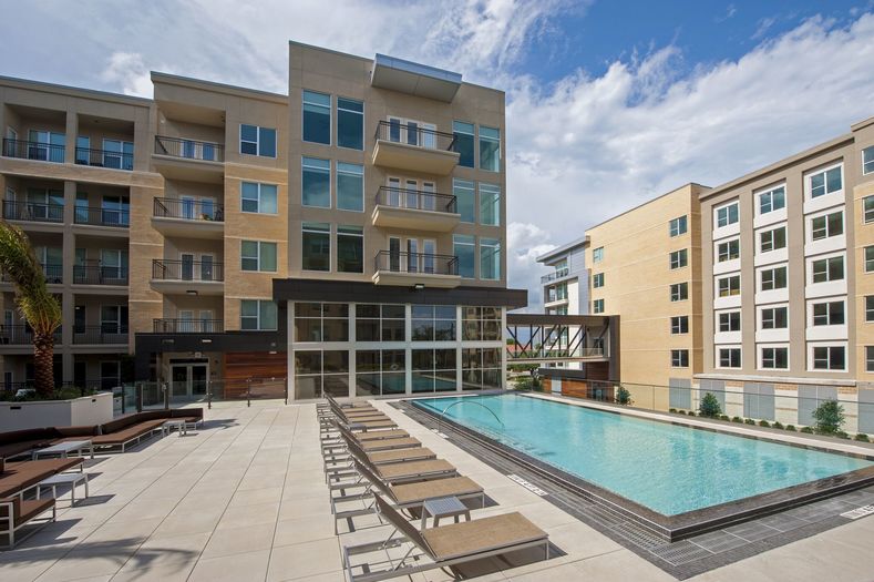 Houston Condo: 2120 Westheimer Road
