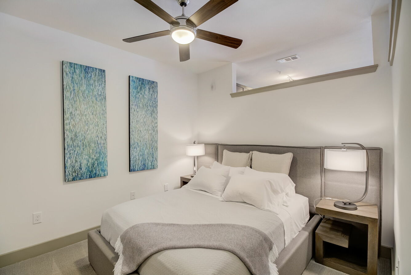 Dallas Condo: 2111 N Peak St