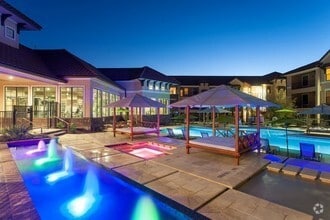 Austin Condo: 2210 Cascades Ave