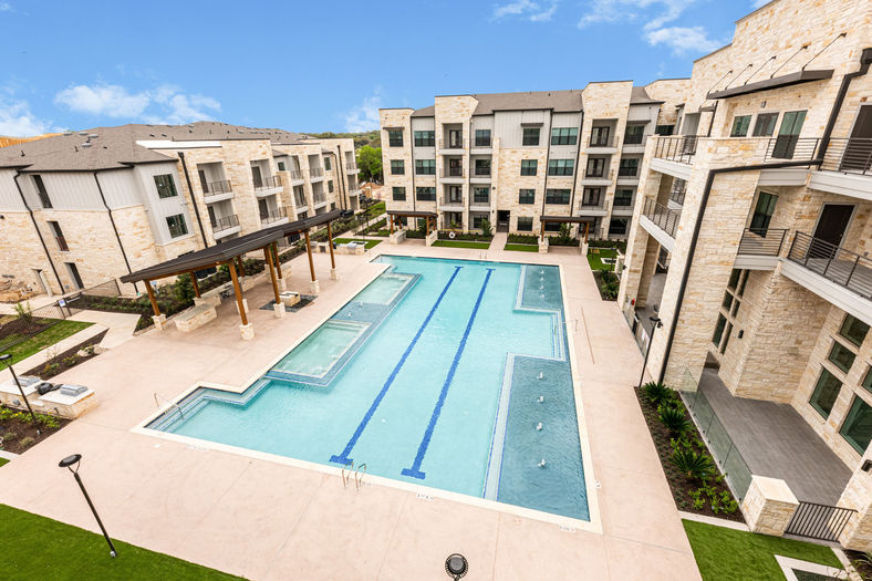 Austin Condo: 136 Foremost Dr