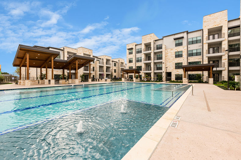 Austin Condo: 136 Foremost Dr