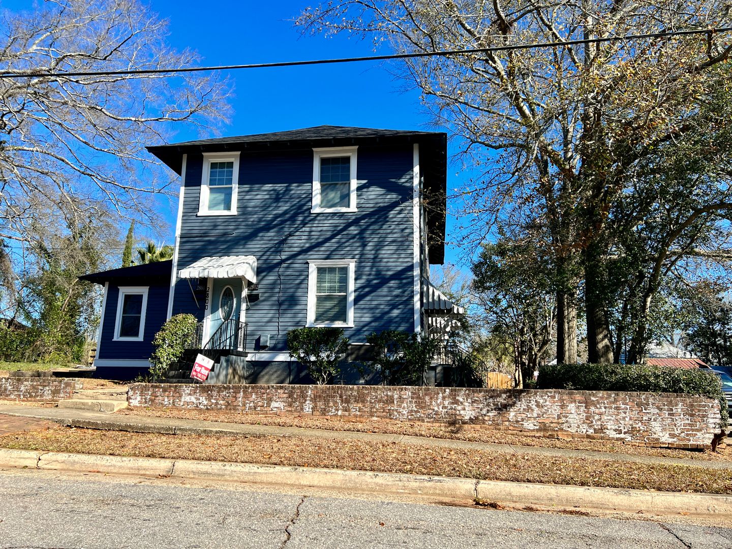 Columbia House: 1001 Beaufort Street