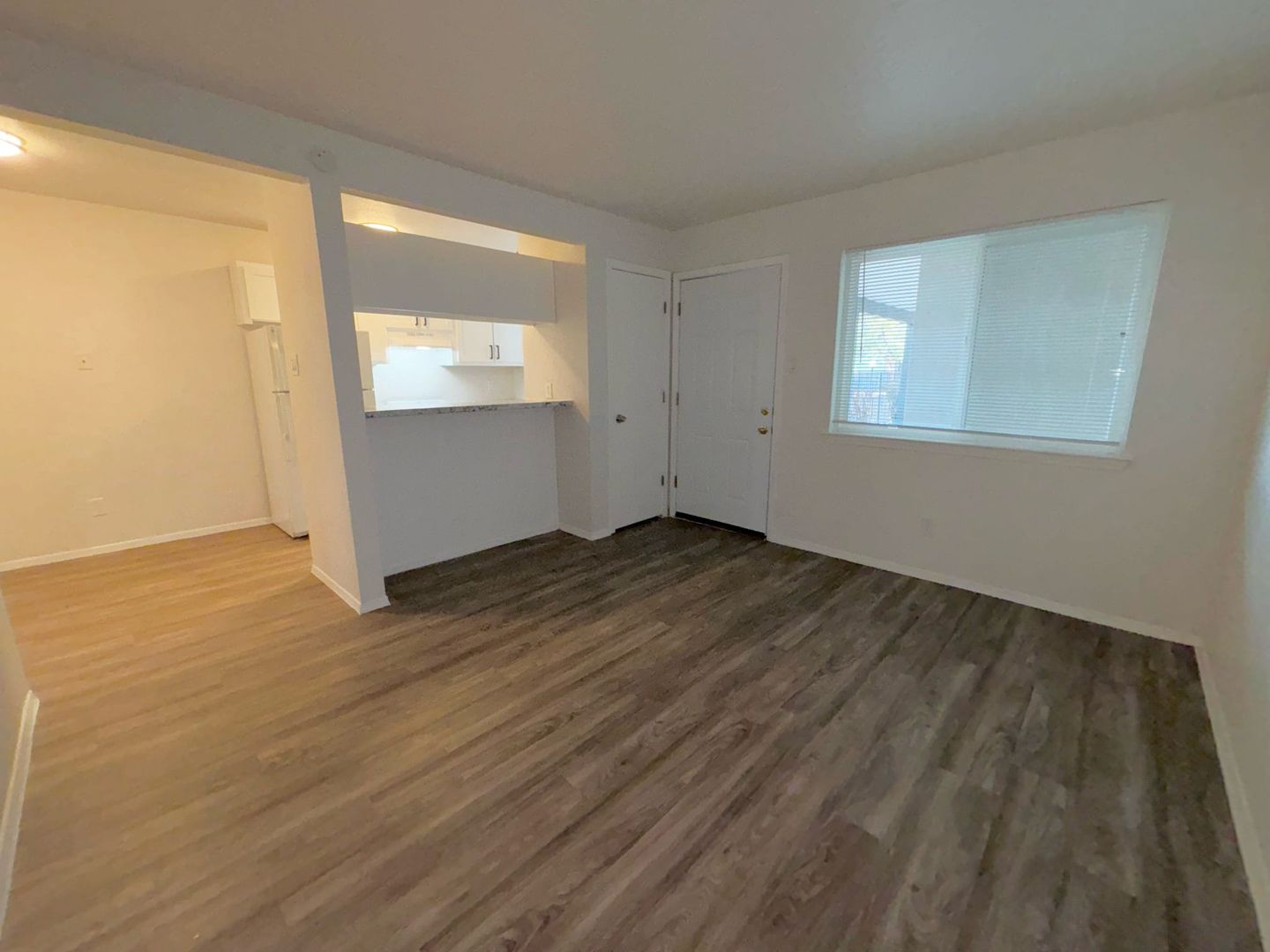 Albuquerque Apartment: 1001 Louisiana Blvd SE