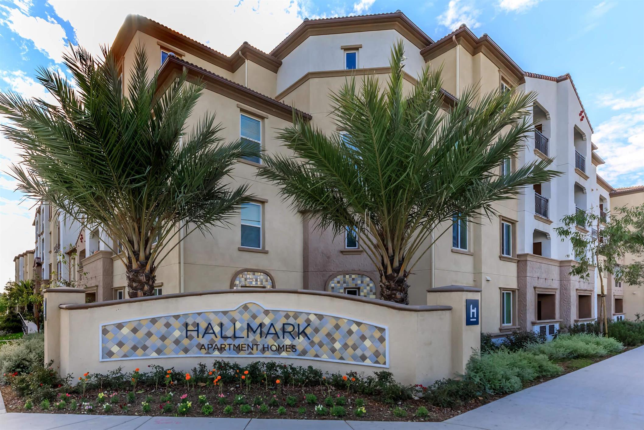 Ontario Apartment: 840 S Magnolia Ave.