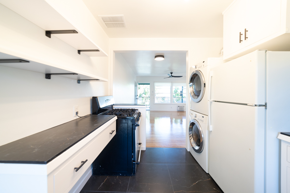 Valley VIllage Condo: 11638 Riverside Dr.