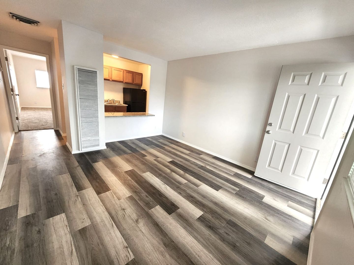 Albuquerque Apartment: 437 Mesilla St SE