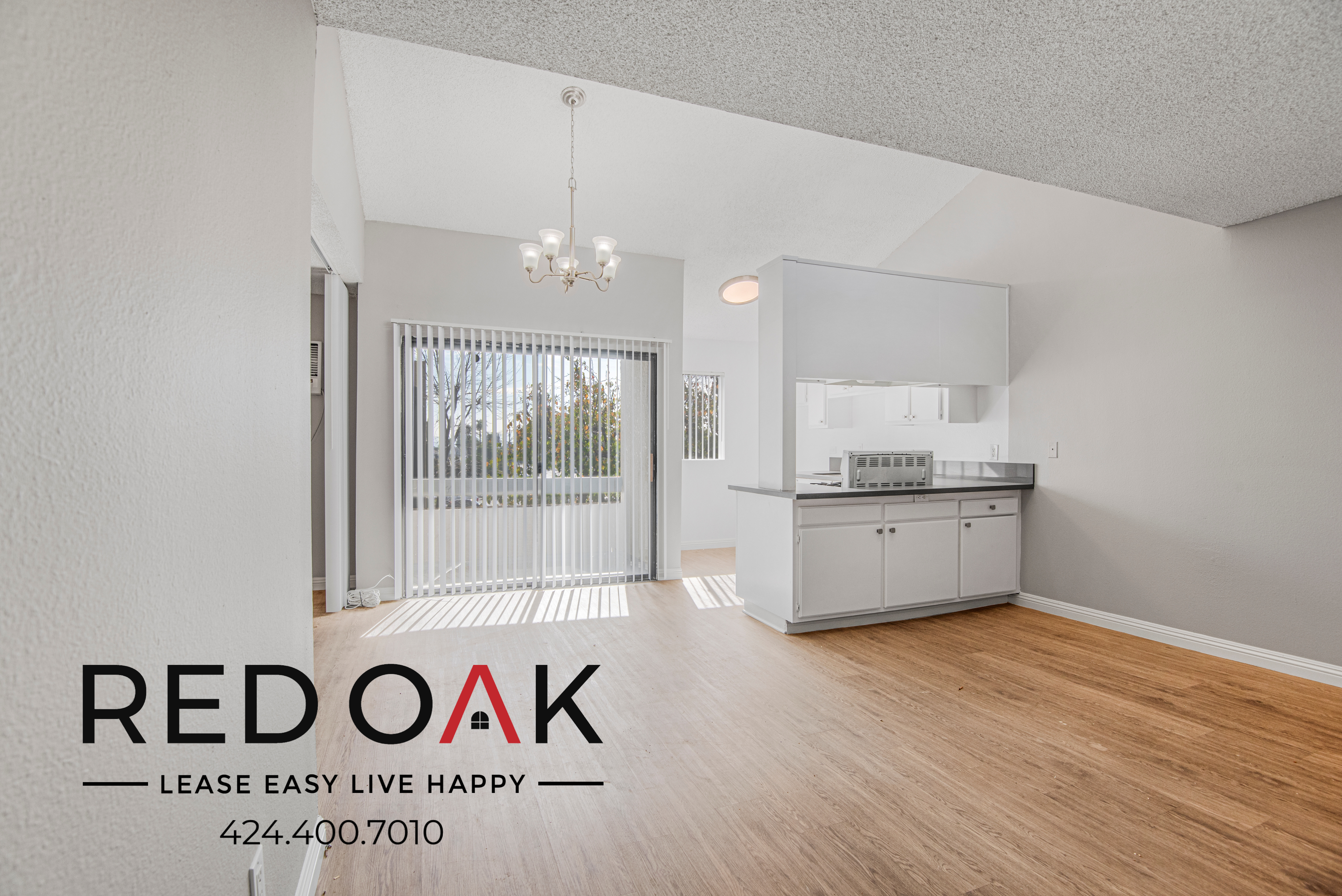 North Hills Condo: 8614 Woodley Ave