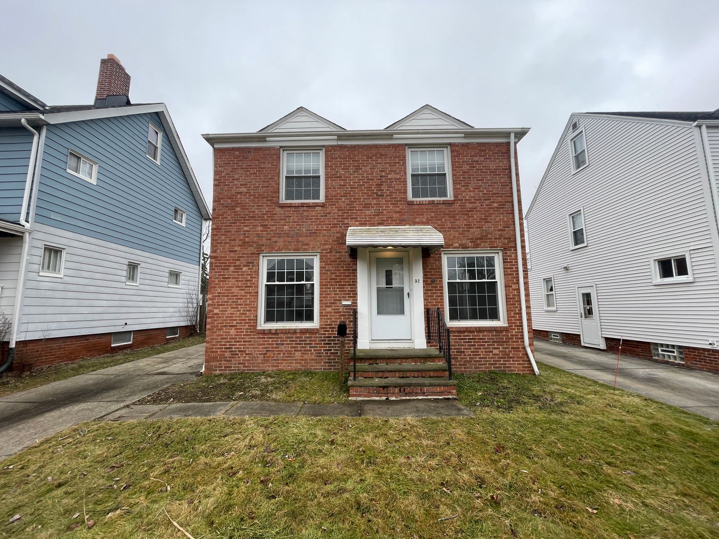 Bedford House: 52 Gould Ave