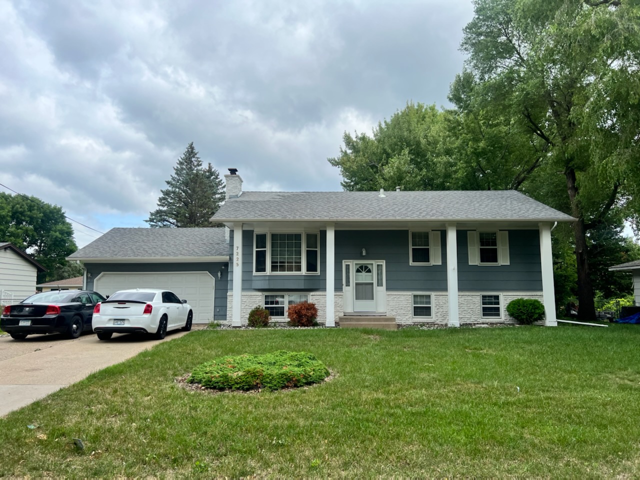 Rosemount House: 7225 168th St W