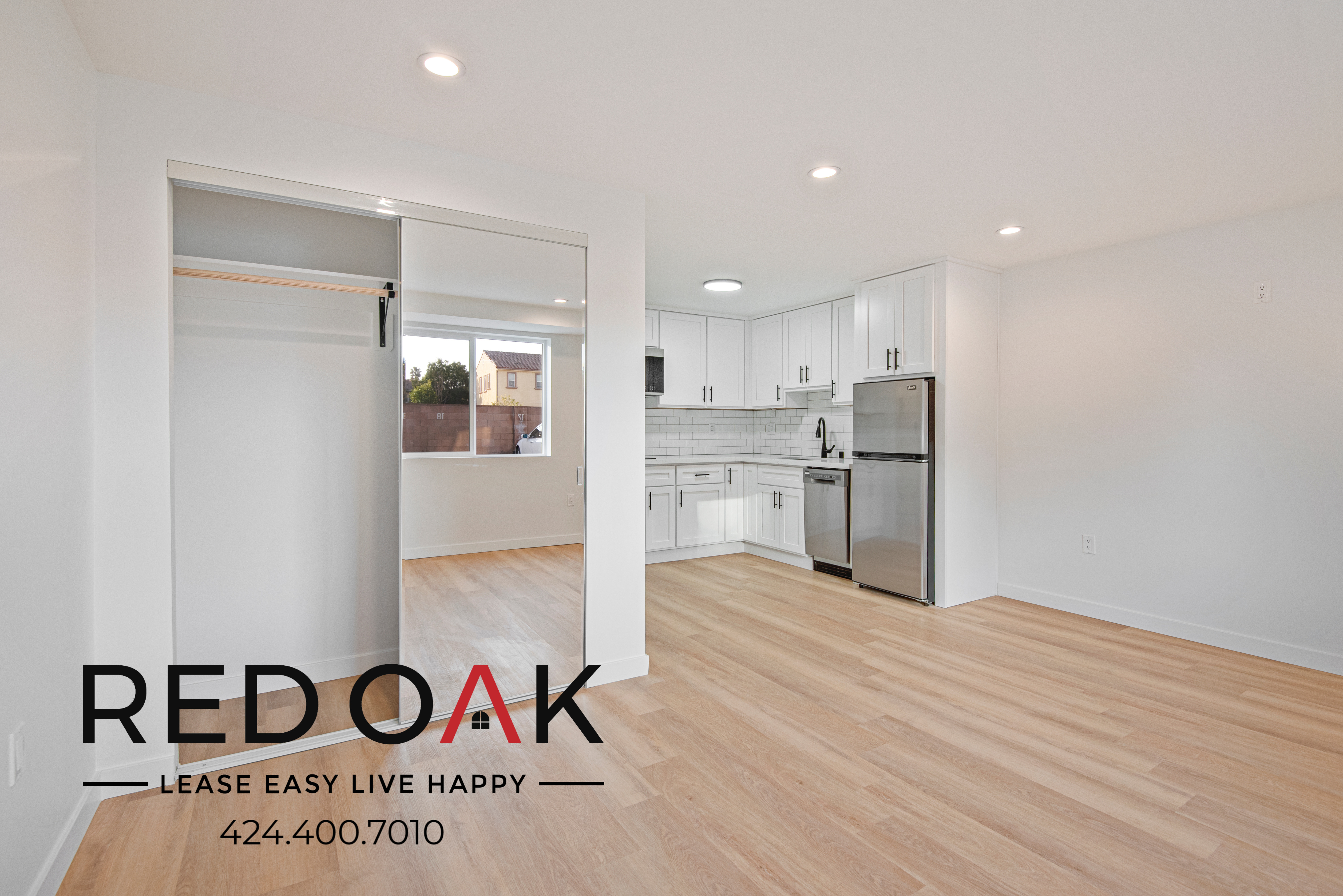 Canoga Condo: 8555 Independence Ave