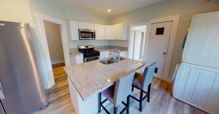 Los Angeles Condo: 1334 S Catalina St