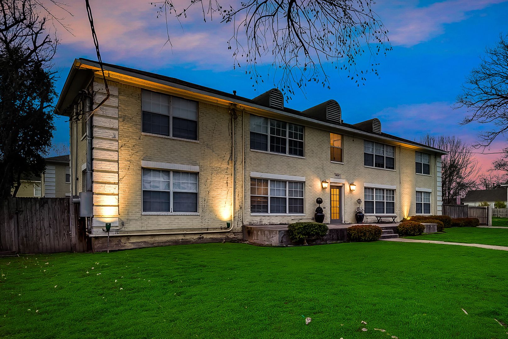 Dallas Apartment: 4625 Junius St