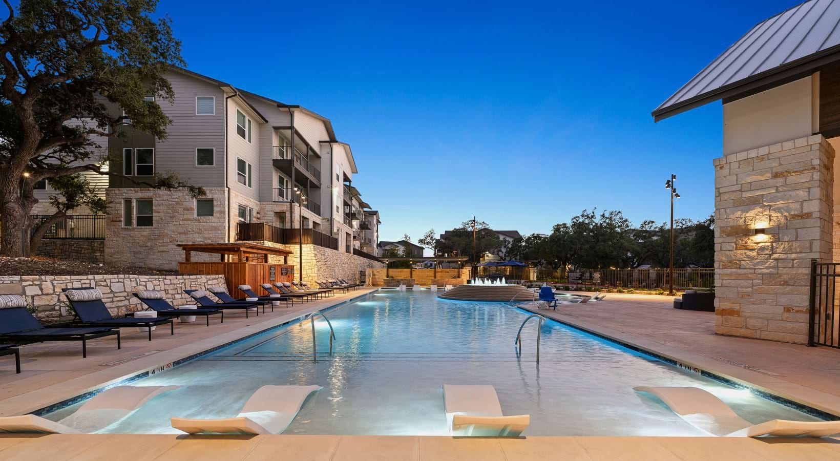 Austin Condo: 825 Camino Vaquero Pkwy
