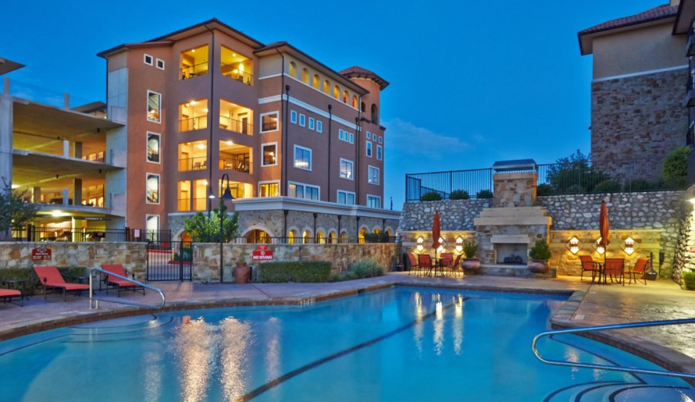 Austin Condo: 7202 Ranch road 2222