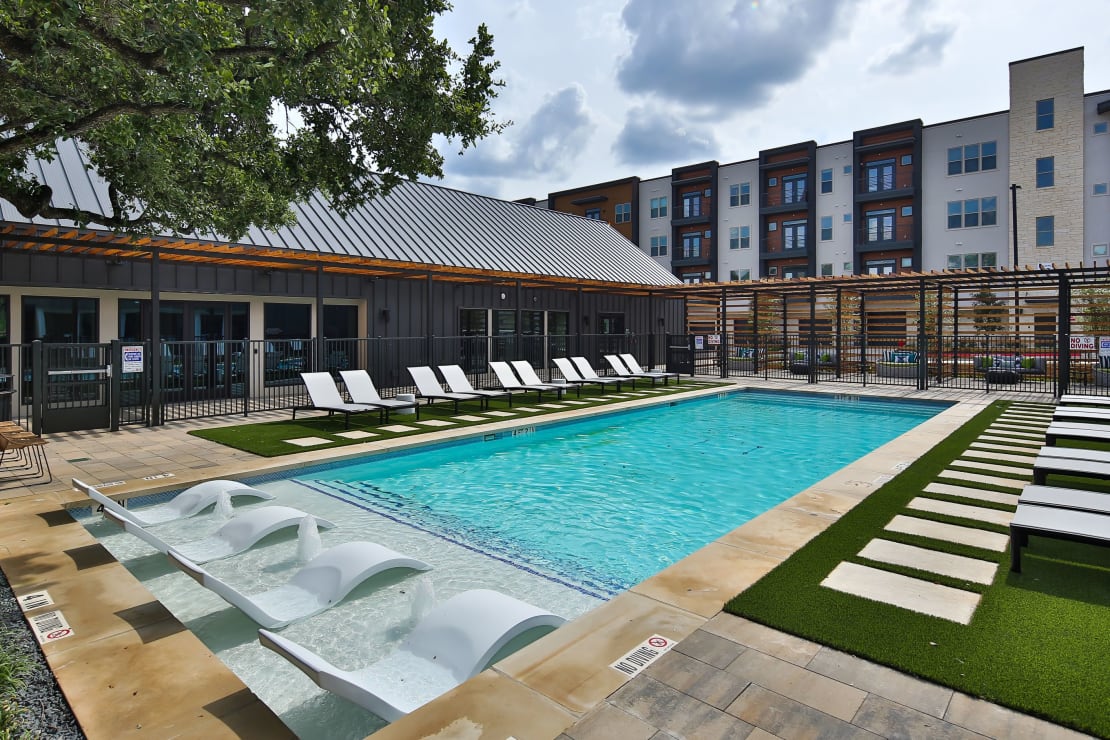 Austin Condo: 6810 Old Bee Caves Rd