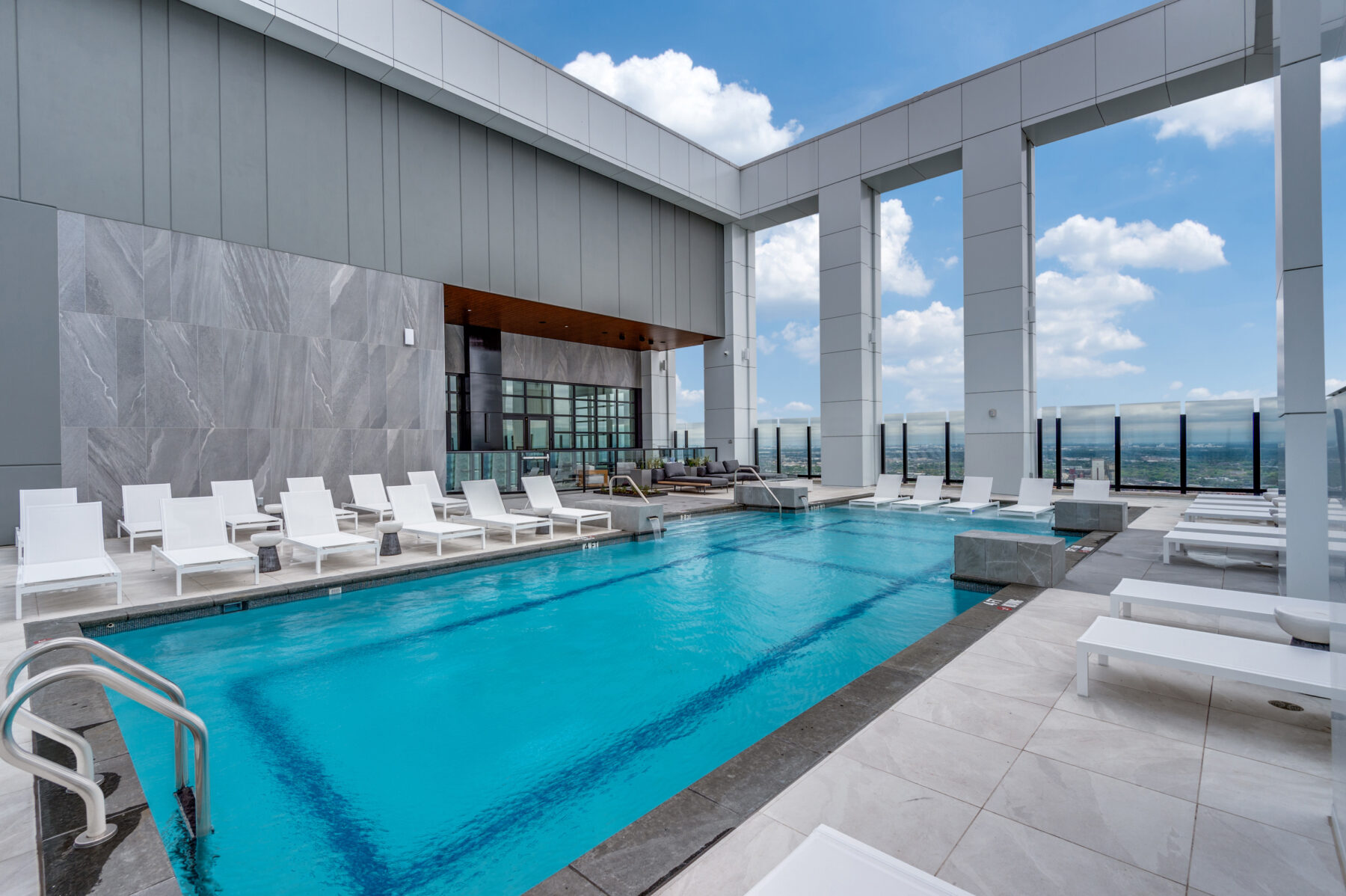 Houston Condo: 800 Crawford St