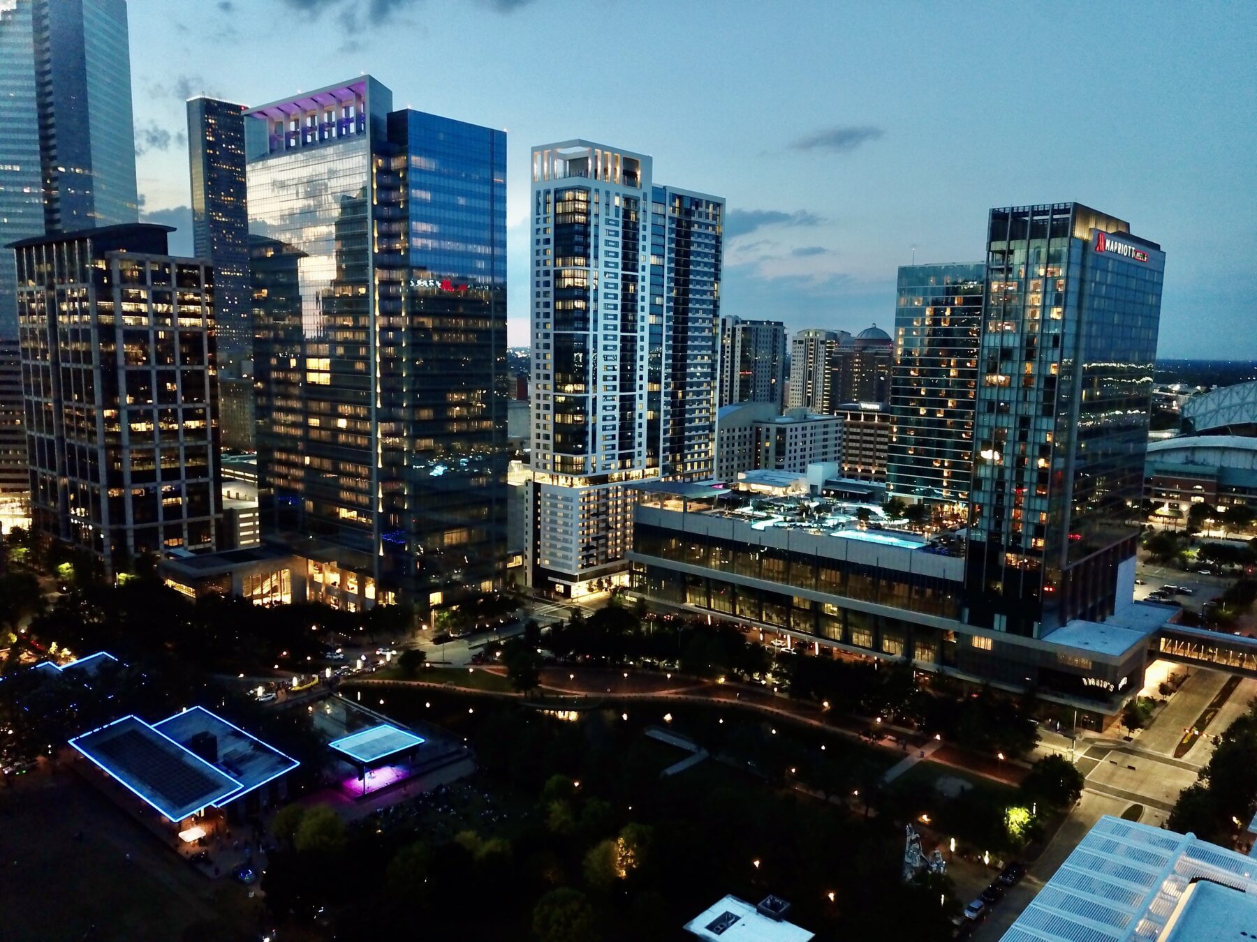 Houston Condo: 800 Crawford St