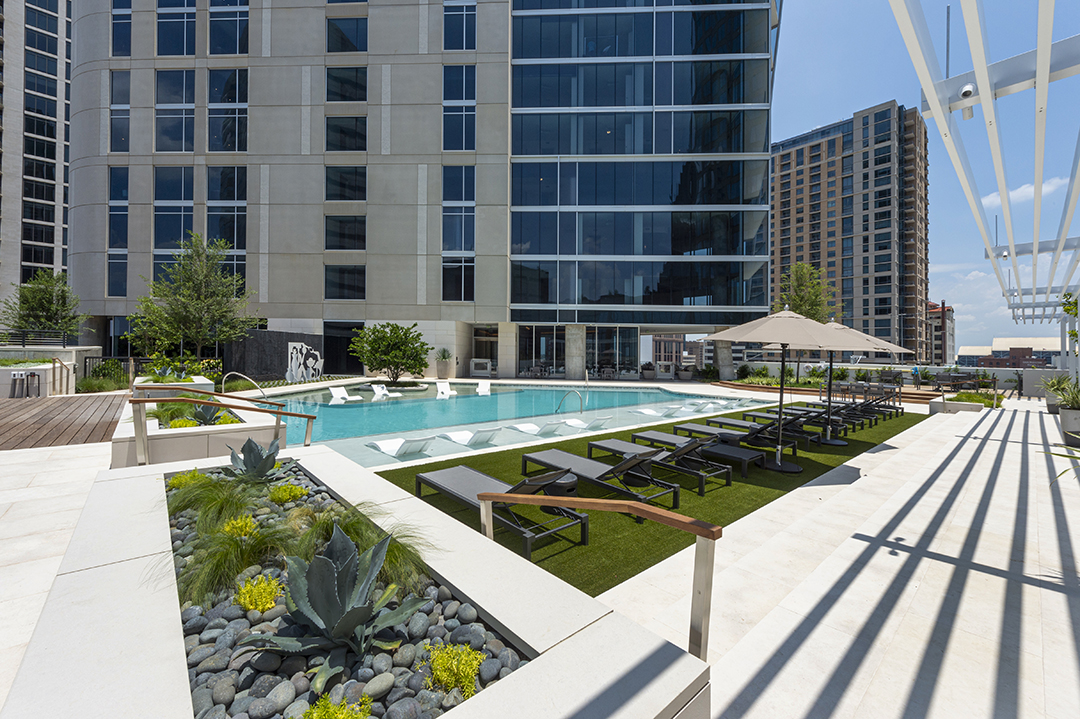 Houston Condo: 410 Milam St