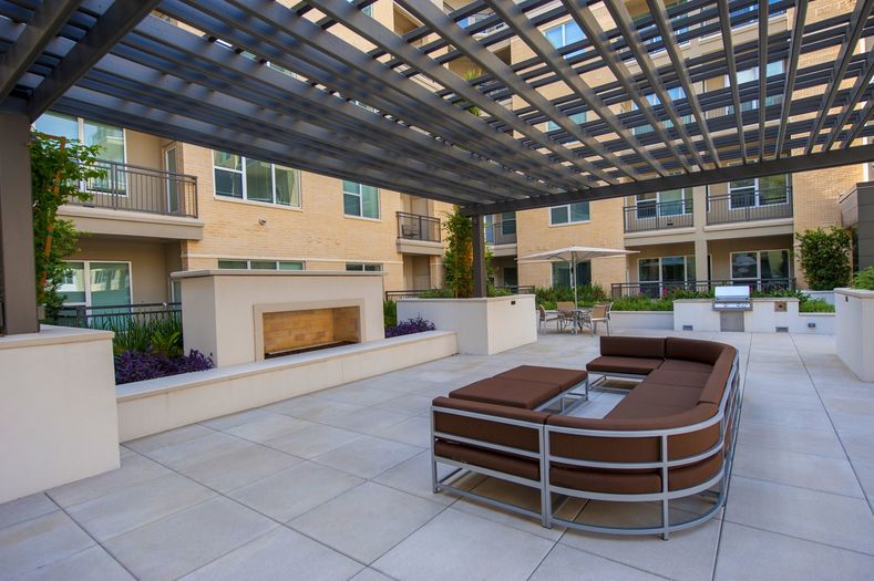 Houston Condo: 2118 Westheimer Road